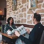 Hotel Le Saint Pierre - Demeures & Chateaux ,