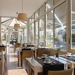 Le Saint Pierre - Demeures & Chateaux , 호텔 3*