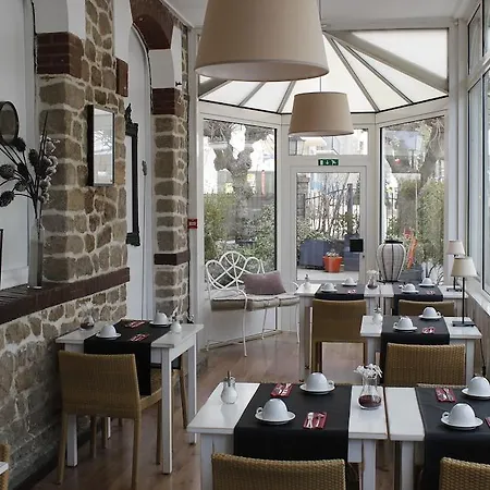 Отель Demeures & Chateaux - Le Saint Pierre, 3*