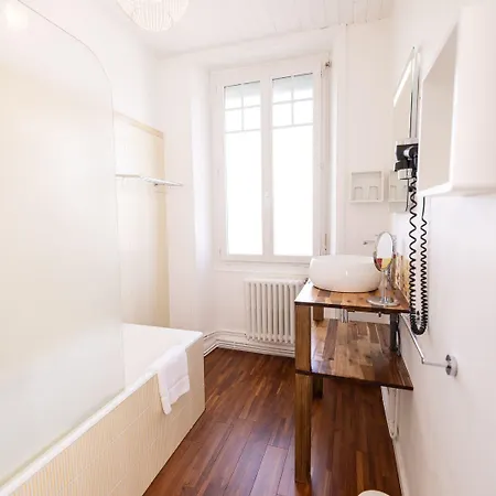 Otel Le Saint Pierre - Demeures & Chateaux ,