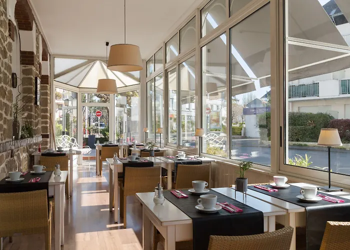 Le Saint Pierre, Hotel 3*